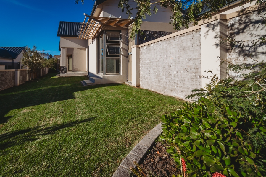 4 Bedroom Property for Sale in Kingswood Golf Estate Western Cape